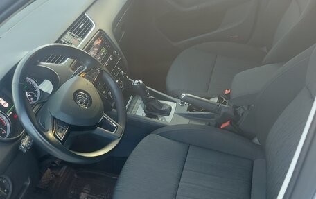Skoda Octavia, 2017 год, 1 700 000 рублей, 7 фотография