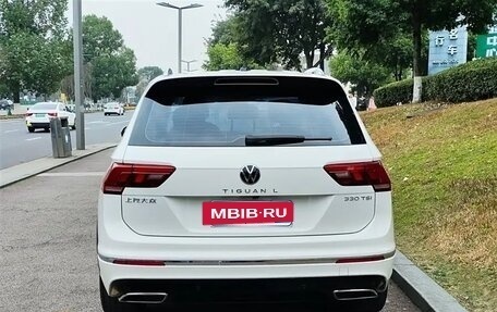 Volkswagen Tiguan II, 2021 год, 1 760 000 рублей, 5 фотография