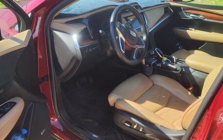 Cadillac XT5 I рестайлинг, 2017 год, 2 600 000 рублей, 15 фотография