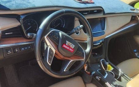 Cadillac XT5 I рестайлинг, 2017 год, 2 600 000 рублей, 5 фотография