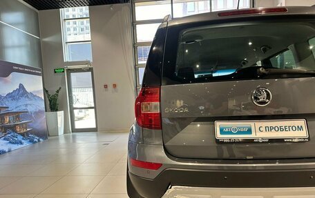 Skoda Yeti I рестайлинг, 2015 год, 1 100 000 рублей, 9 фотография