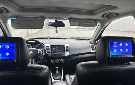 Mitsubishi Outlander III рестайлинг 3, 2008 год, 1 130 000 рублей, 8 фотография