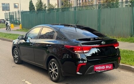 KIA Rio IV, 2018 год, 1 495 000 рублей, 6 фотография