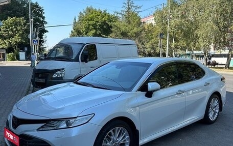 Toyota Camry, 2021 год, 3 399 000 рублей, 1 фотография