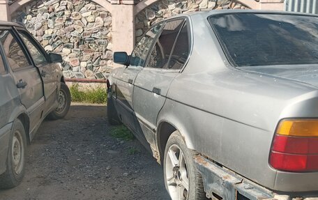 BMW 5 серия, 1989 год, 175 000 рублей, 1 фотография