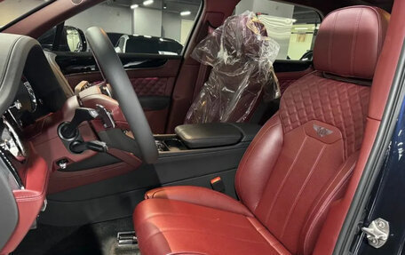 Bentley Bentayga I, 2022 год, 19 300 000 рублей, 5 фотография