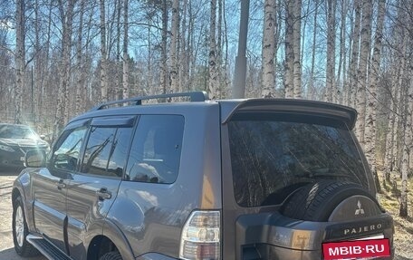 Mitsubishi Pajero IV, 2011 год, 2 280 000 рублей, 4 фотография