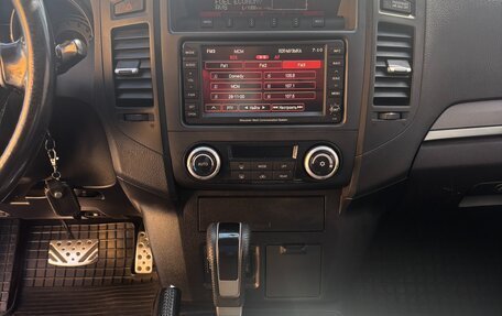 Mitsubishi Pajero IV, 2011 год, 2 280 000 рублей, 19 фотография