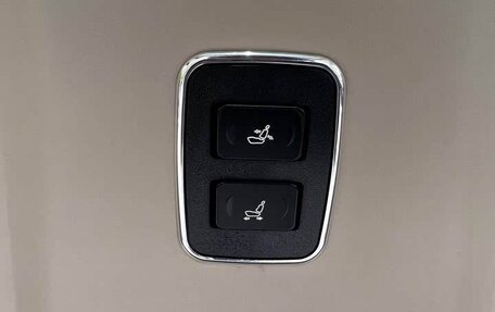 Mercedes-Benz V-Класс, 2021 год, 4 750 000 рублей, 18 фотография