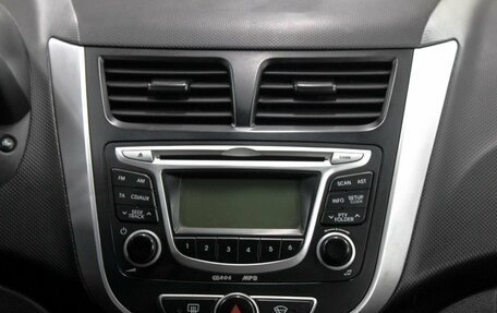 Hyundai Solaris II рестайлинг, 2011 год, 814 990 рублей, 11 фотография