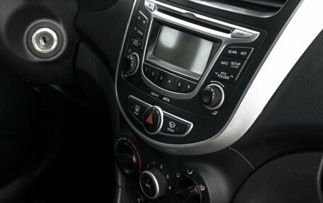 Hyundai Solaris II рестайлинг, 2011 год, 814 990 рублей, 7 фотография