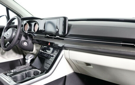 KIA Carnival, 2024 год, 6 990 000 рублей, 5 фотография