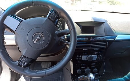 Opel Astra H, 2010 год, 700 000 рублей, 10 фотография
