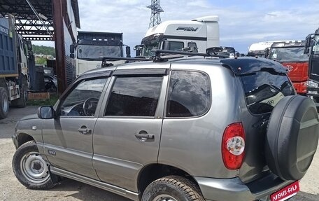 Chevrolet Niva I рестайлинг, 2005 год, 355 000 рублей, 2 фотография