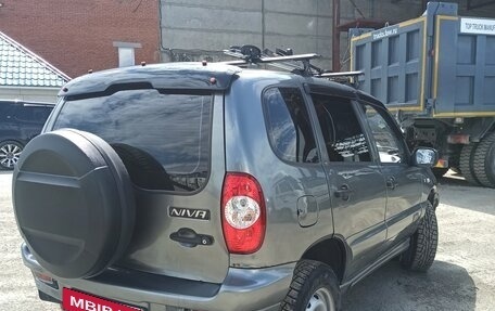Chevrolet Niva I рестайлинг, 2005 год, 355 000 рублей, 3 фотография