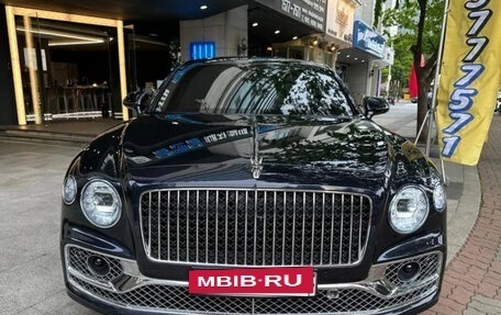 Bentley Flying Spur, 2022 год, 18 990 000 рублей, 2 фотография