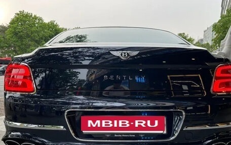 Bentley Flying Spur, 2022 год, 18 990 000 рублей, 6 фотография