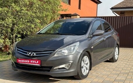 Hyundai Solaris II рестайлинг, 2015 год, 725 000 рублей, 9 фотография