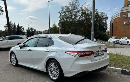 Toyota Camry, 2021 год, 3 399 000 рублей, 4 фотография