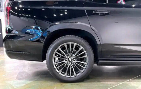 Cadillac Escalade V, 2025 год, 16 000 000 рублей, 14 фотография