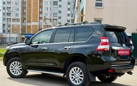 Toyota Land Cruiser Prado 150 рестайлинг 2, 2015 год, 4 198 000 рублей, 3 фотография