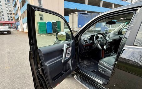 Toyota Land Cruiser Prado 150 рестайлинг 2, 2015 год, 4 198 000 рублей, 19 фотография
