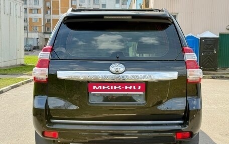 Toyota Land Cruiser Prado 150 рестайлинг 2, 2015 год, 4 198 000 рублей, 11 фотография