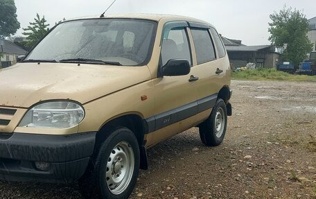 Chevrolet Niva I рестайлинг, 2006 год, 257 000 рублей, 2 фотография