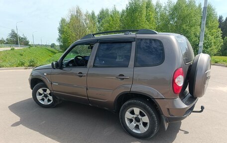 Chevrolet Niva I рестайлинг, 2009 год, 570 000 рублей, 10 фотография