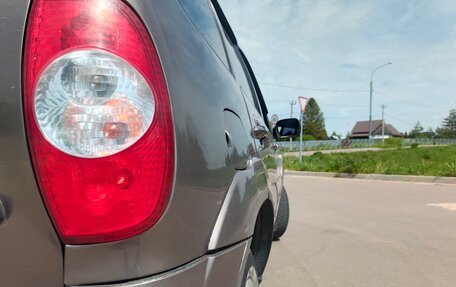 Chevrolet Niva I рестайлинг, 2009 год, 570 000 рублей, 7 фотография