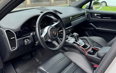 Porsche Cayenne III, 2022 год, 11 000 000 рублей, 6 фотография
