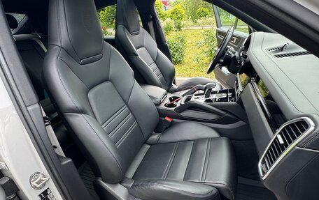 Porsche Cayenne III, 2022 год, 11 000 000 рублей, 9 фотография