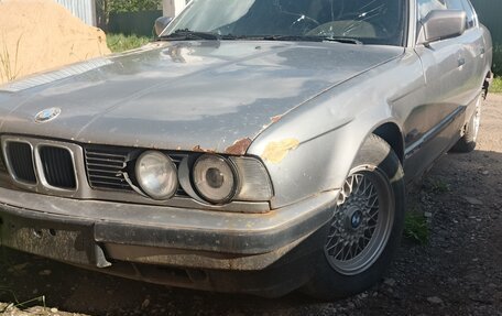 BMW 5 серия, 1989 год, 175 000 рублей, 2 фотография