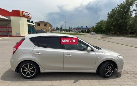 Hyundai i30 I, 2010 год, 699 000 рублей, 3 фотография