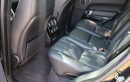 Land Rover Range Rover IV рестайлинг, 2015 год, 3 500 000 рублей, 4 фотография