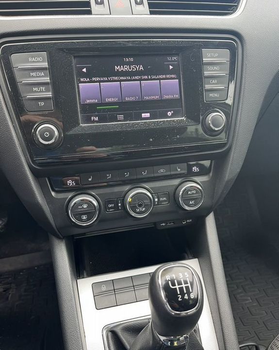 Skoda Octavia, 2015 год, 1 279 000 рублей, 9 фотография