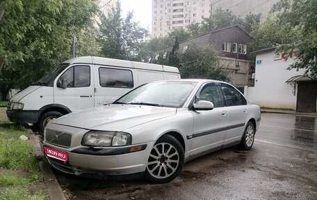 Volvo S80 II рестайлинг 2, 2001 год, 260 000 рублей, 1 фотография