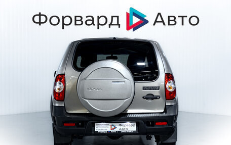 Chevrolet Niva I рестайлинг, 2018 год, 650 000 рублей, 6 фотография