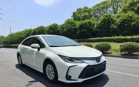 Toyota Corolla, 2023 год, 1 200 000 рублей, 3 фотография