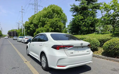 Toyota Corolla, 2023 год, 1 200 000 рублей, 5 фотография