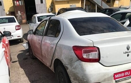 Renault Logan II, 2021 год, 200 000 рублей, 5 фотография