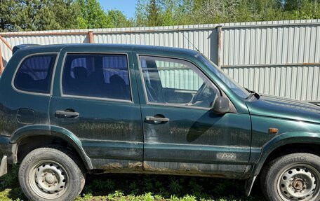 Chevrolet Niva I рестайлинг, 2005 год, 250 000 рублей, 3 фотография