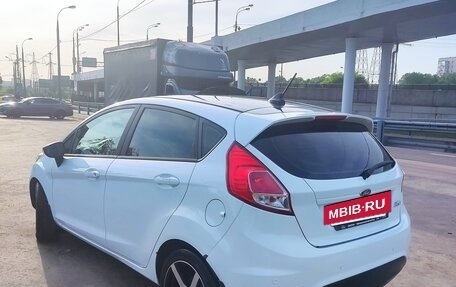 Ford Fiesta, 2017 год, 1 090 000 рублей, 5 фотография