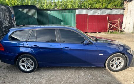 BMW 3 серия, 2007 год, 1 050 000 рублей, 5 фотография