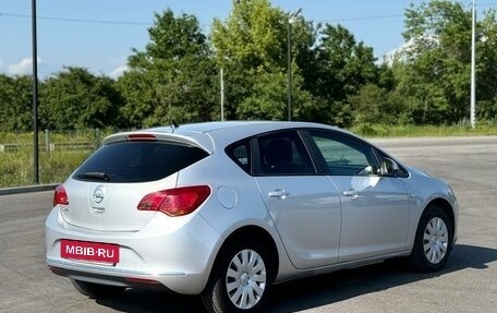 Opel Astra J, 2013 год, 800 000 рублей, 6 фотография