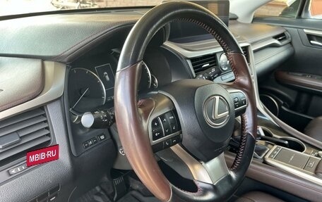 Lexus RX IV рестайлинг, 2020 год, 4 600 000 рублей, 20 фотография
