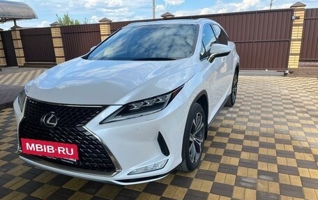 Lexus RX IV рестайлинг, 2020 год, 4 600 000 рублей, 16 фотография