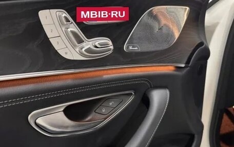 Mercedes-Benz CLS, 2022 год, 4 490 000 рублей, 5 фотография