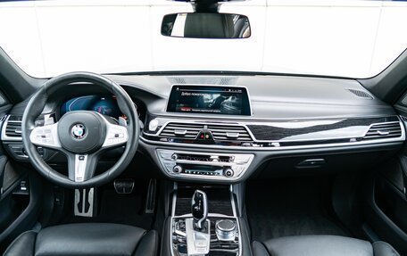 BMW 7 серия, 2020 год, 6 190 000 рублей, 10 фотография