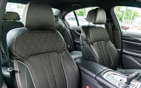 BMW 7 серия, 2020 год, 6 190 000 рублей, 12 фотография